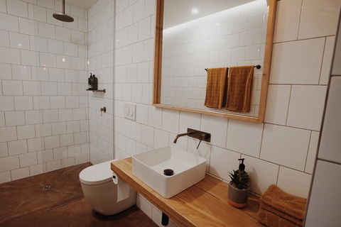 THE WAREHOUSE APARTMENTS - Accommodation in Brisbane 10