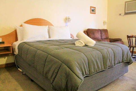 St Georges Motor Inn - Accommodation in Brisbane 13