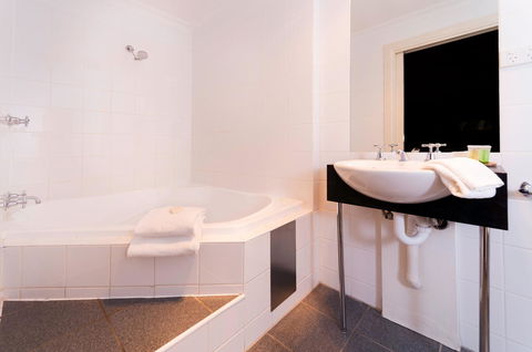Athelstane House - Accommodation in Brisbane 20