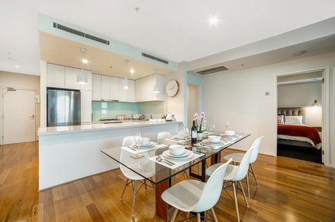 Signature Waterfront Apartments - Accommodation in Brisbane 13
