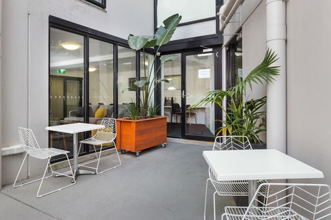 City Edge North Melbourne Apartment Hotel - Accommodation in Brisbane 11