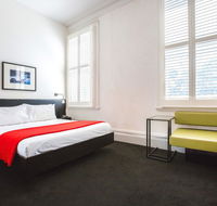 Middle Park Hotel - Accommodation in Brisbane