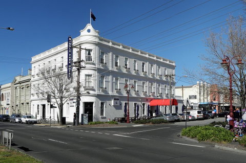 Middle Park Hotel - Accommodation in Brisbane 7