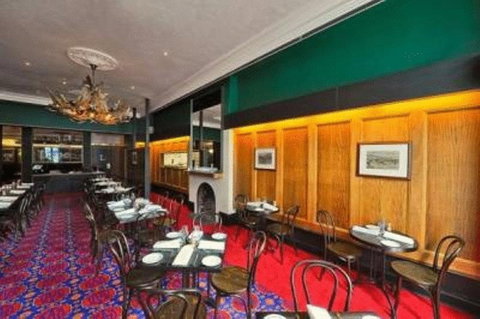 Middle Park Hotel - Accommodation in Brisbane 19