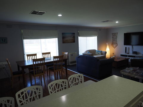 Port Relaxation - Accommodation in Brisbane 2