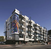 Vue Apartments  Day Spa - Accommodation in Brisbane