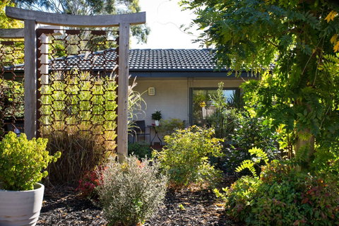 East Street Daylesford - Accommodation in Brisbane 14