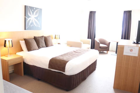 Bairnsdale International - Accommodation in Brisbane 10