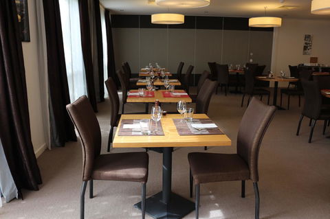 Bairnsdale International - Accommodation in Brisbane 15