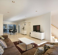 The Block Townhouses - Accommodation in Brisbane