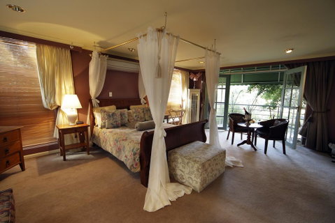 The Castle - Villa By The Sea - Accommodation in Brisbane 0
