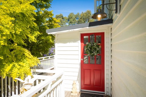 The Cottage - Accommodation in Brisbane 1