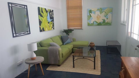 The Cottage - Accommodation in Brisbane 0
