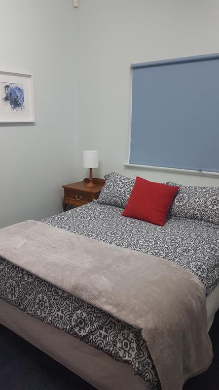 The Cottage - Accommodation in Brisbane 2