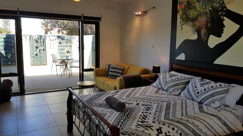 The Courtyard - Accommodation in Brisbane 0