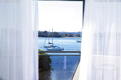 The Esplanade Motel - Accommodation in Brisbane 1