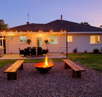 The Farmhouse. - Accommodation in Brisbane