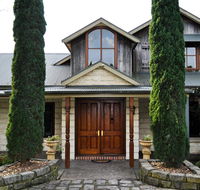 The George Yering - Accommodation in Brisbane