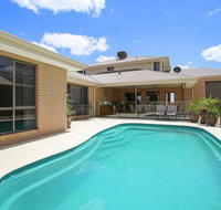 The Grand Holiday House - Accommodation in Brisbane