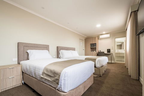 The Lighthouse Hotel - Accommodation in Brisbane 2