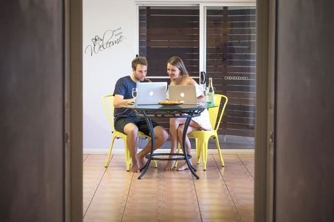The Martyn Budget Apartment (no A/c) - Accommodation in Brisbane 1
