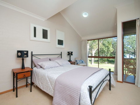 The Moorings, 5/4 Cromarty Road - Accommodation in Brisbane 3