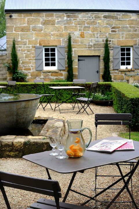 The Red Feather Inn - Accommodation in Brisbane 3