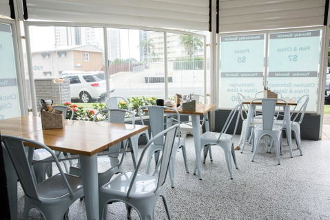 The Shore Apartments - Beachfront - Accommodation in Brisbane 2
