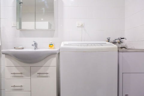 The Shouse - Accommodation in Brisbane 3