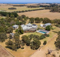 The Track House - Accommodation in Brisbane