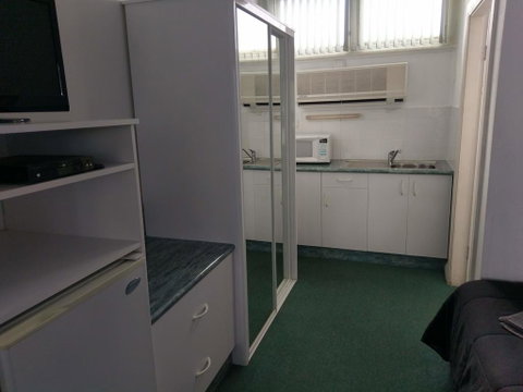 The Tree Motel - Accommodation in Brisbane 2