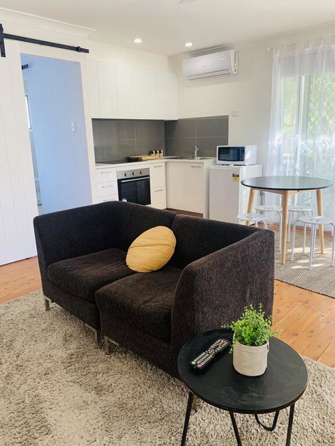 The White Picket Fence - Accommodation in Brisbane 3