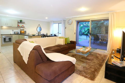 Theme Park HolidayTownhouse - Accommodation in Brisbane 3