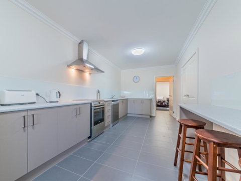 Thompson Ave Apartments - Accommodation in Brisbane 2