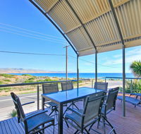 Through The Looking Glass - Accommodation in Brisbane