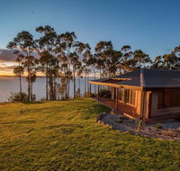 Tinderbox Cliff House - Accommodation in Brisbane