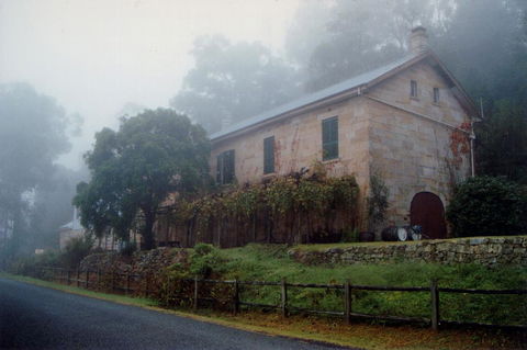 Tizzana Winery Bed And Breakfast - Accommodation in Brisbane 0