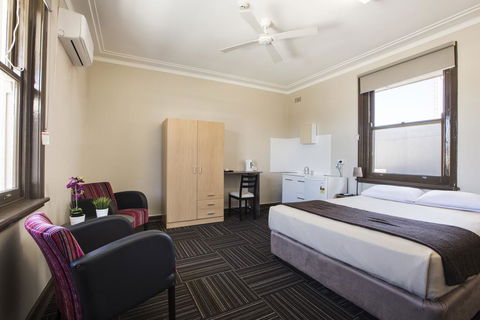 Toongabbie Hotel - Accommodation in Brisbane 2