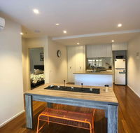 Two Brand New Bedrooms in the Sunlight Area - Accommodation in Brisbane