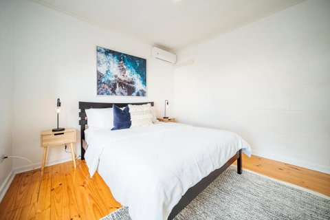 Urban Beach Shack-Metres From The Beach & Cafes - Accommodation in Brisbane 1