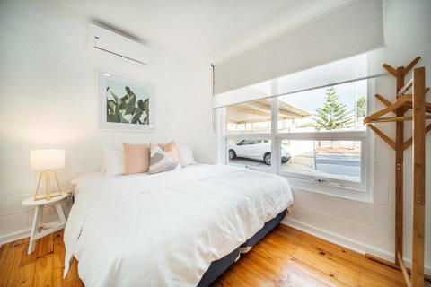 Urban Beach Shack-Metres From The Beach & Cafes - Accommodation in Brisbane 2