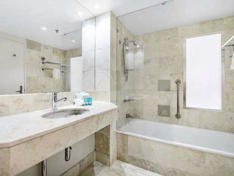 View - In Heart Of Surfers Paradise - Accommodation in Brisbane 2
