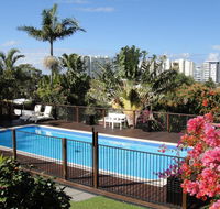 Villa with Views  Pool - Accommodation in Brisbane