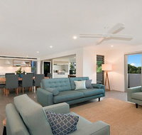 VistaLennox - WiFi and A/C - Accommodation in Brisbane