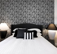 Walk everywhere in the city from a historic home - Accommodation in Brisbane