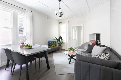 Walk Everywhere In The City From A Historic Home - Accommodation in Brisbane 1