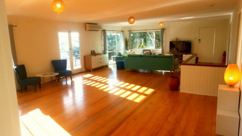 Wategos Surf Shack - Accommodation in Brisbane 1