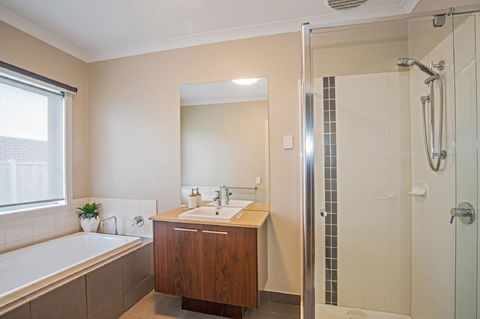 Nautical Rise Torquay - Accommodation in Brisbane 20