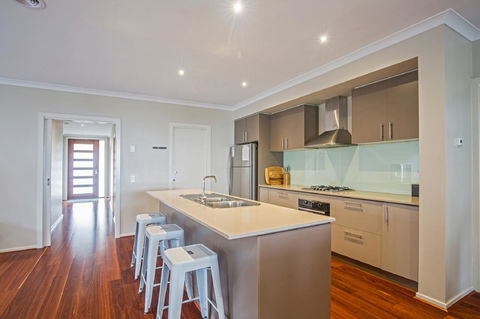 Nautical Rise Torquay - Accommodation in Brisbane 6