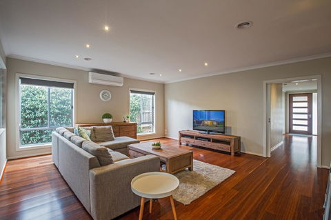 Nautical Rise Torquay - Accommodation in Brisbane 0